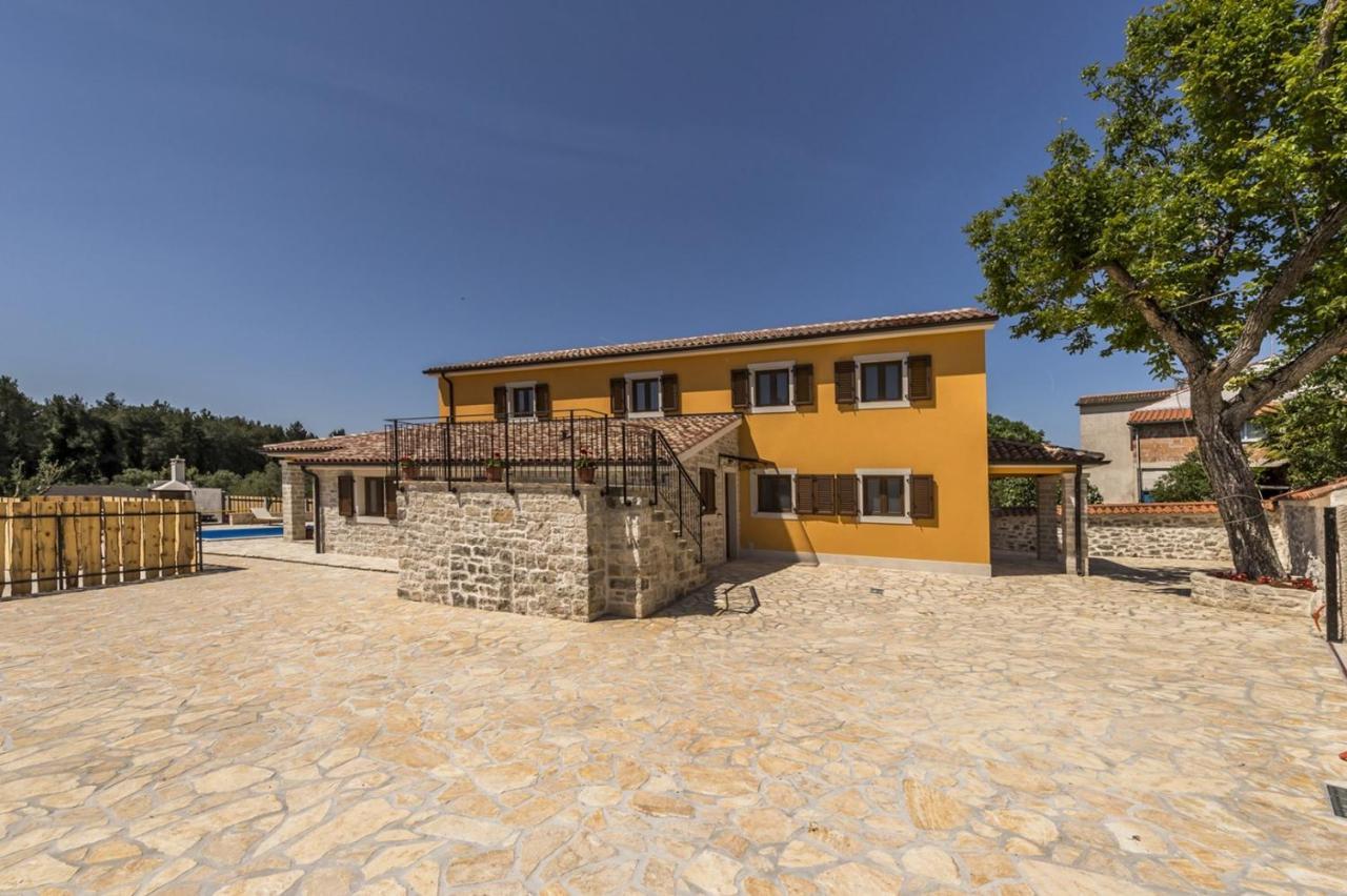 Spacious Four-Bedroom Villa Marija Klostar Zewnętrze zdjęcie