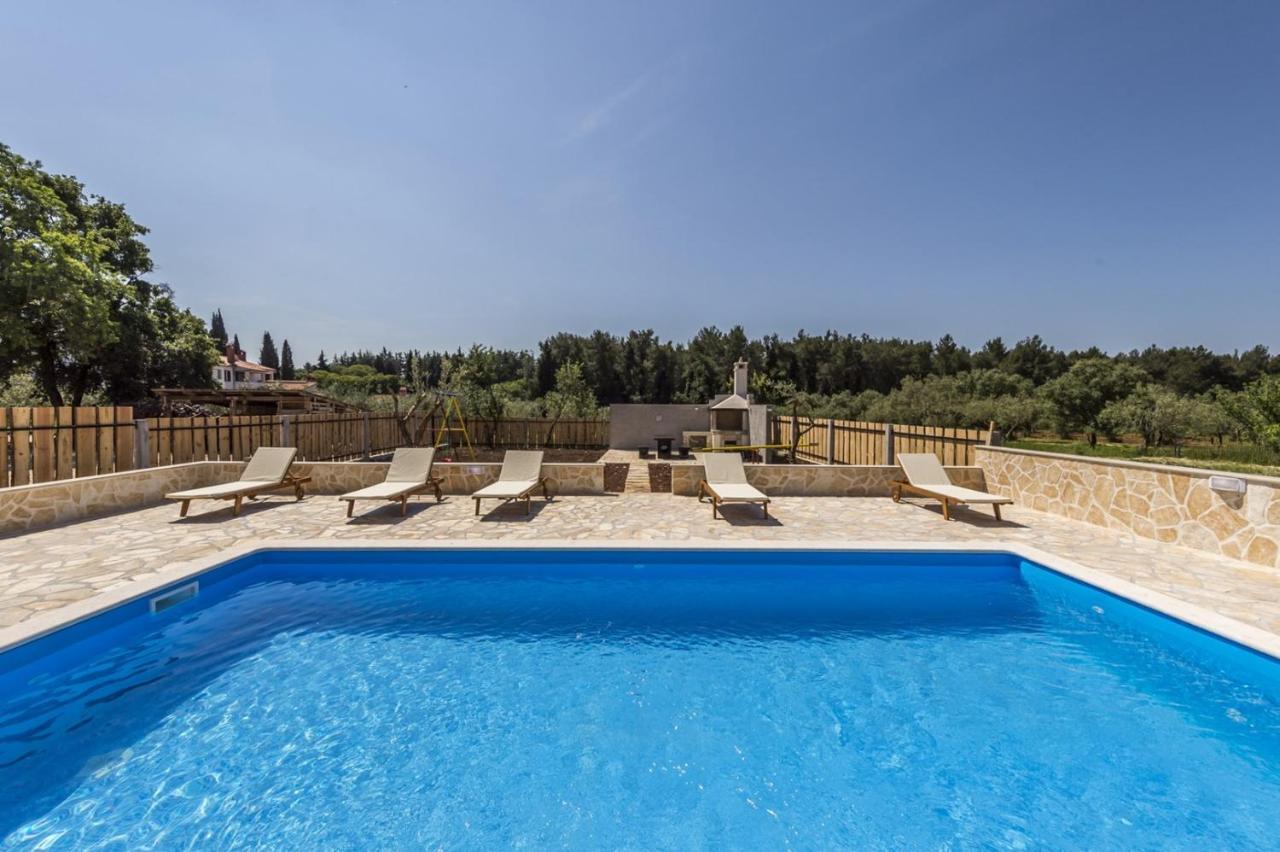 Spacious Four-Bedroom Villa Marija Klostar Zewnętrze zdjęcie